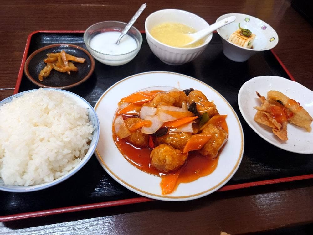 鶏白湯ラーメン らくらく亭
