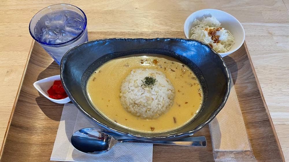 カジカレー 福崎町辻川観光交流センター