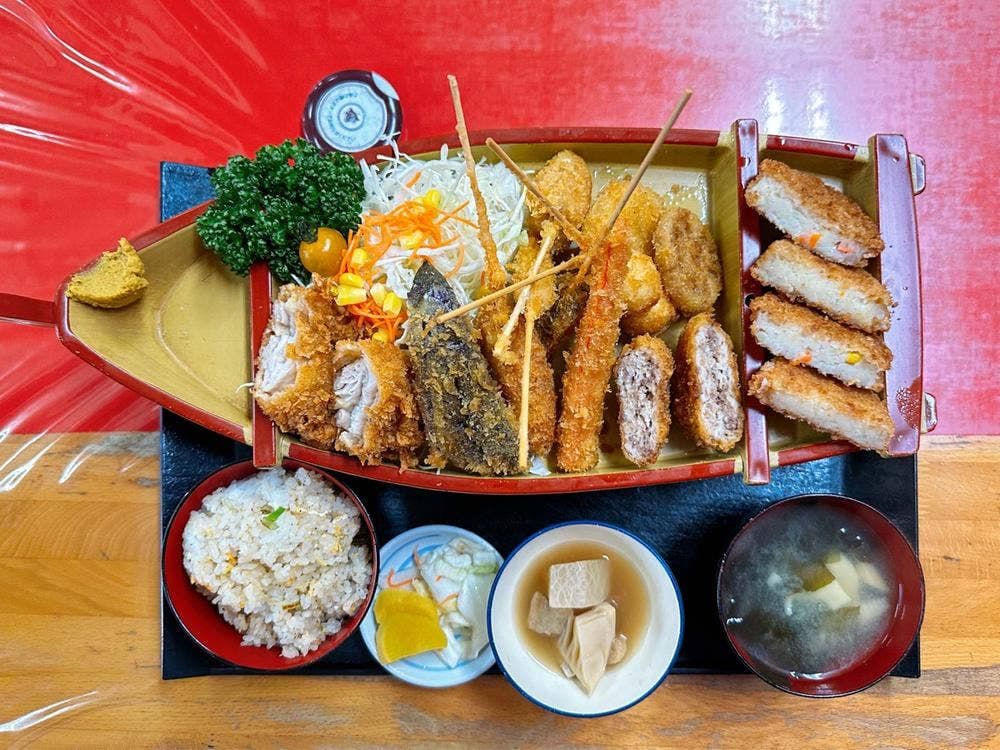 ラーメン とん吉