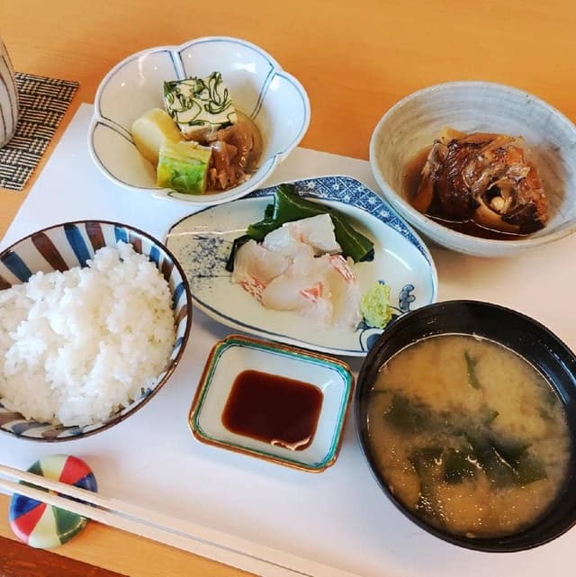 魚菜料理 赤井 - サブ画像1