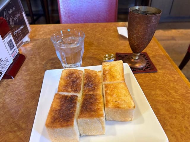 珈琲ホリ 本店 - サブ画像1