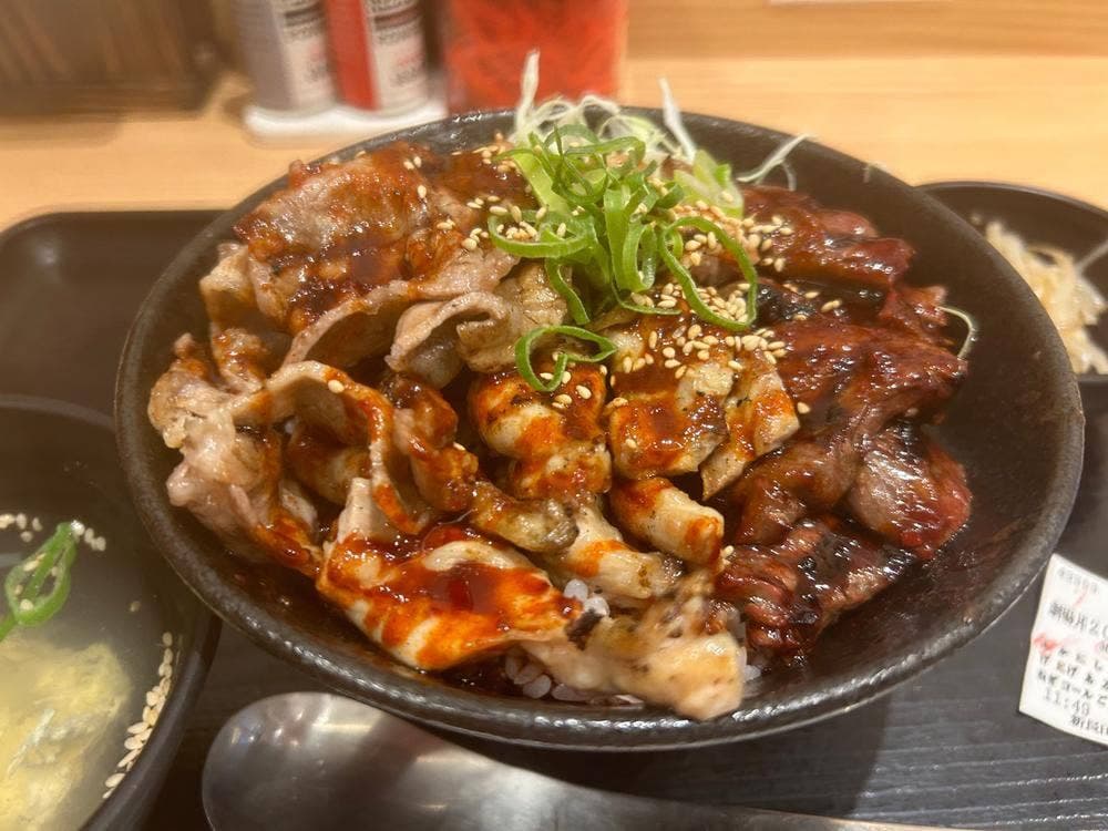 肉丼専門店 新長田肉劇場