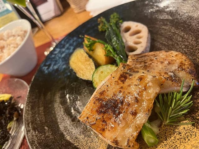 野菜がおいしいダイニング LONGING HOUSE 北青山 - サブ画像1