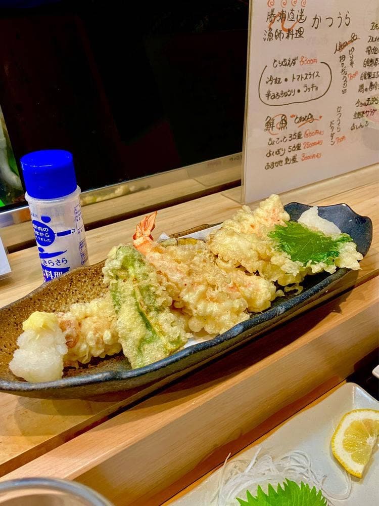 鮨割烹 かつうら