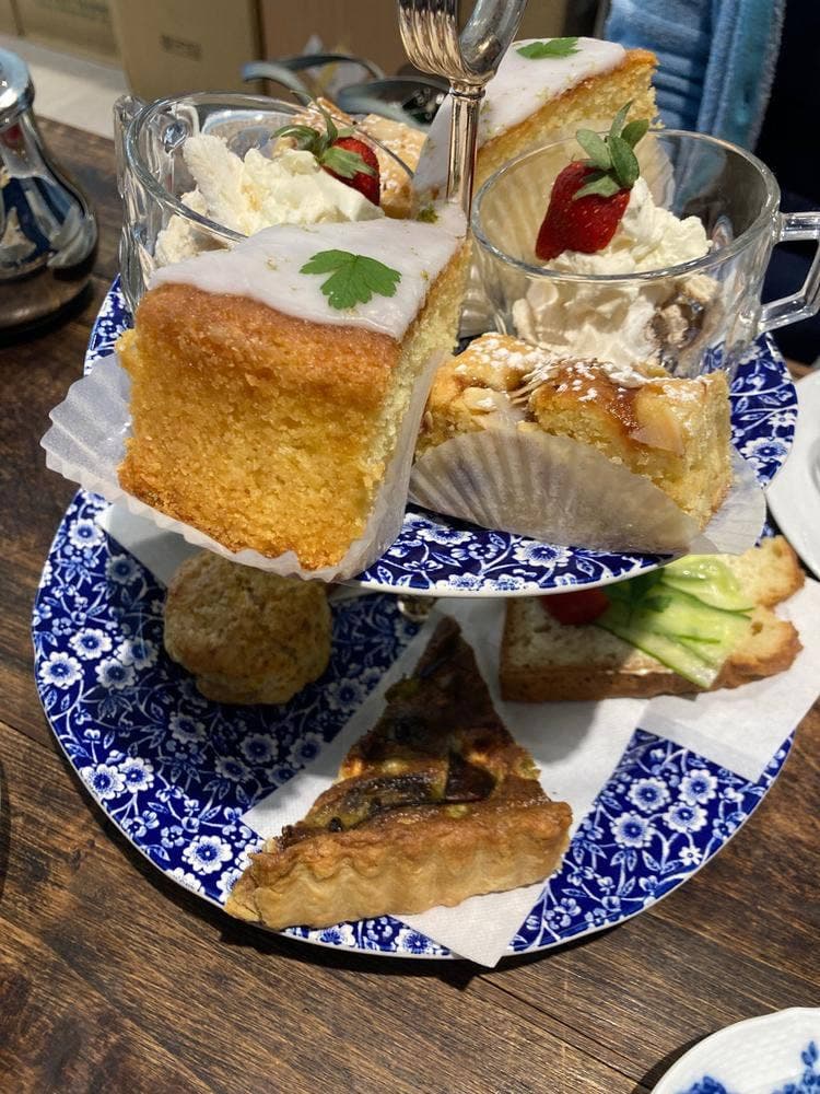 Tea Room Grand Tour