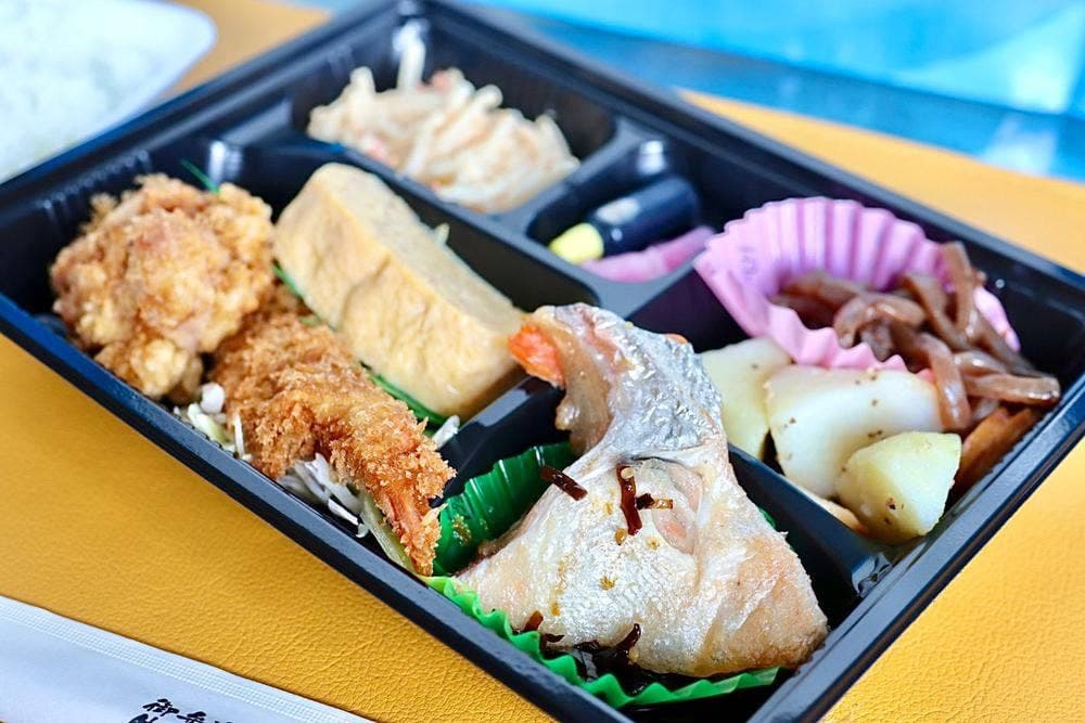 黒潮のお弁当 伏見店