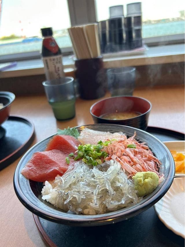 清水港魚河岸 漁師めし 岸家 - サブ画像2