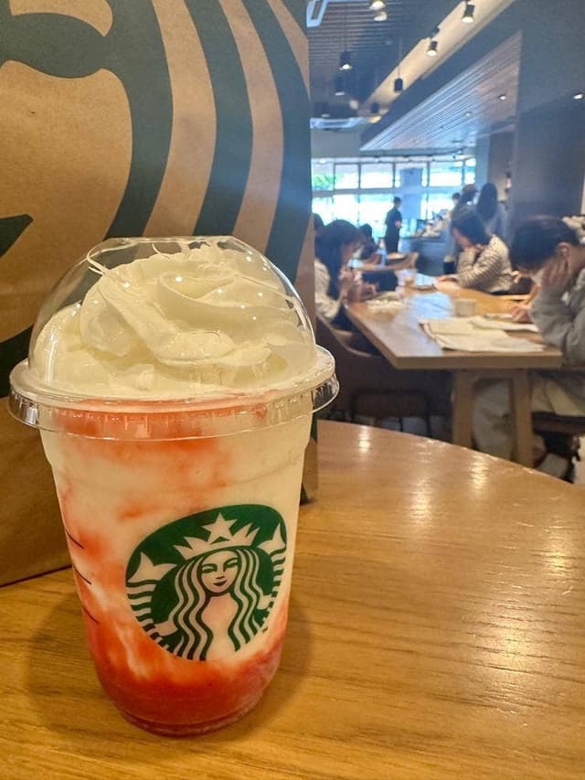 スターバックス コーヒー 横浜西口店 - サブ画像3