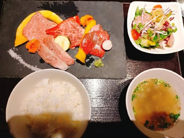 Q2 Private Restaurant - サブ画像1