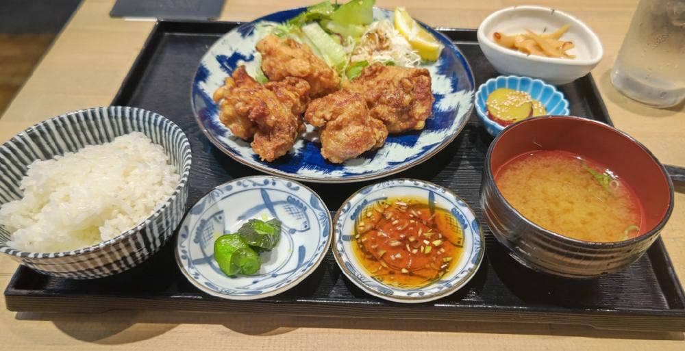北海道食市場 丸海屋 日本生命札幌ビル店