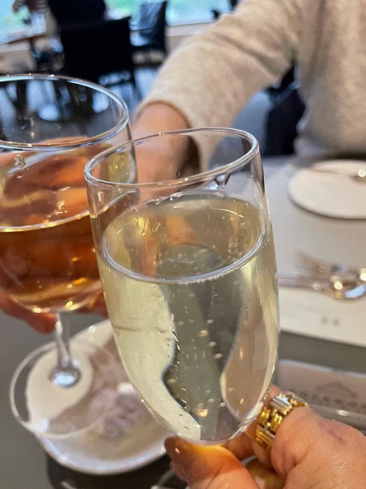 ロックウッド・ビストロ ロックウッド・ホテル&スパ