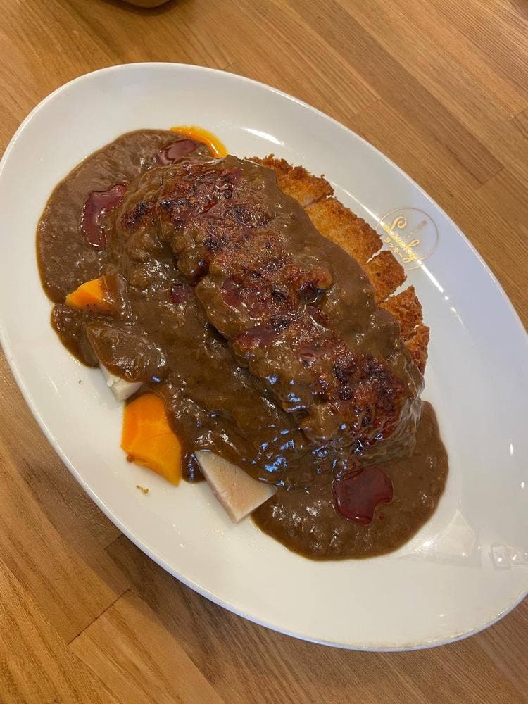 根津カレー ラッキー