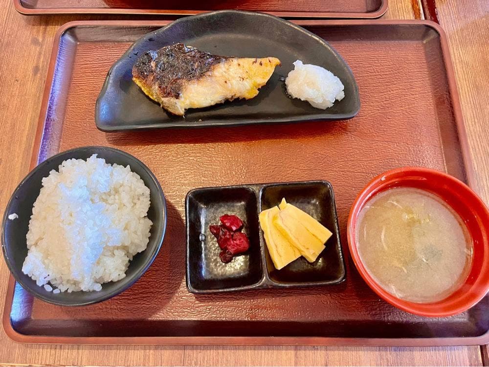 たまや食堂