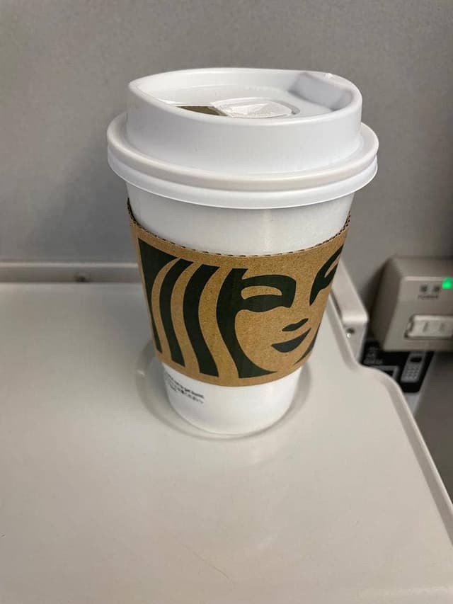 スターバックス コーヒー JR京都駅 新幹線改札内店 - サブ画像1