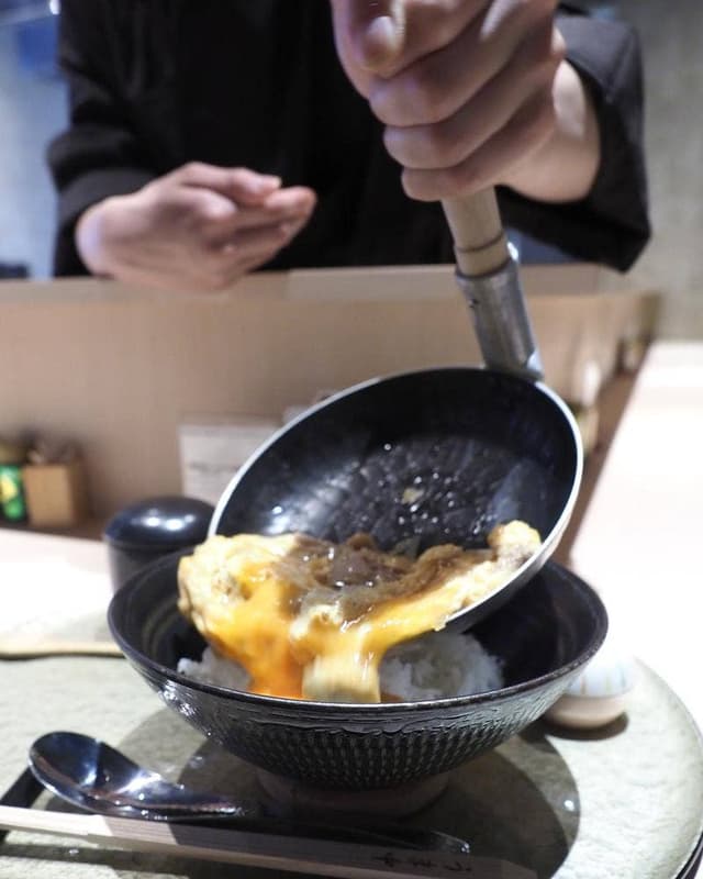 博多親子丼 うま中 - サブ画像1