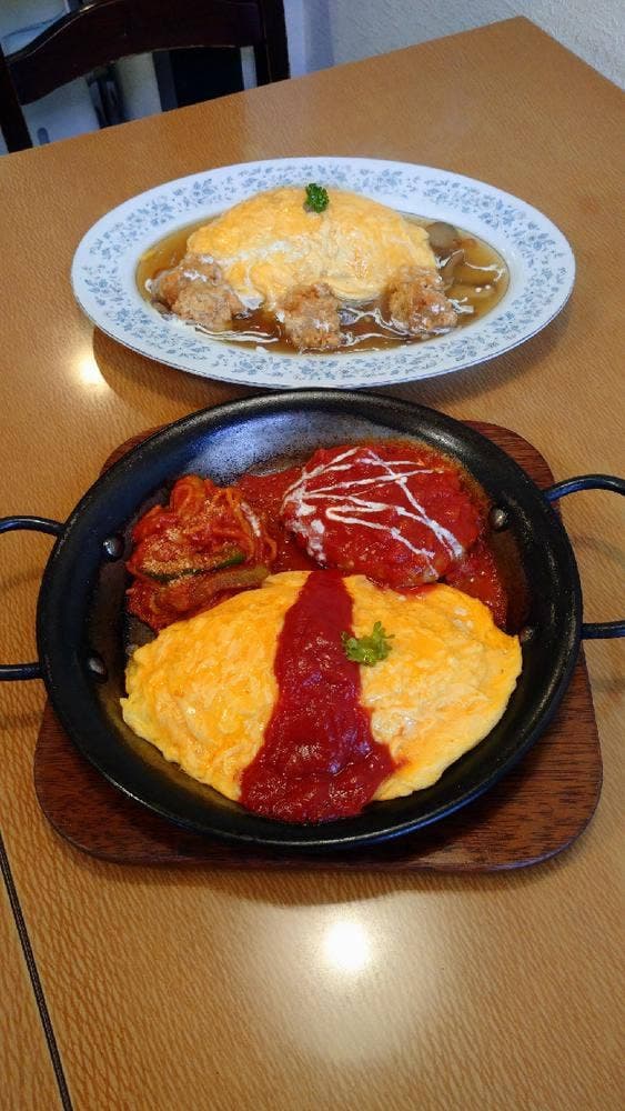 交番のうらのおむらいす屋さん