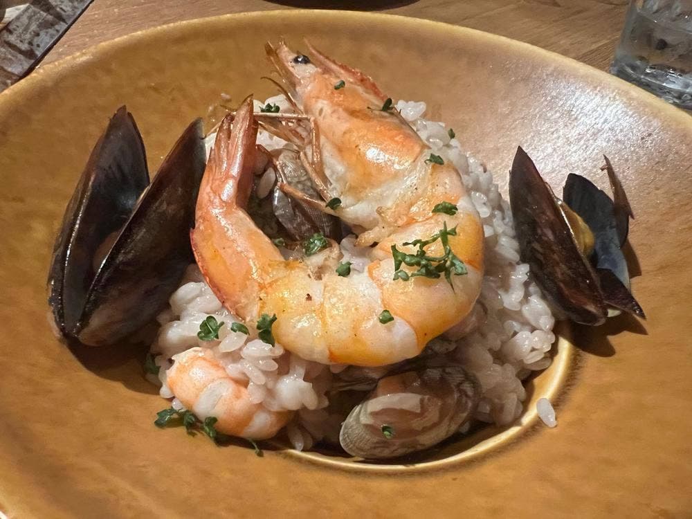PISOLA 名古屋丹後通り店