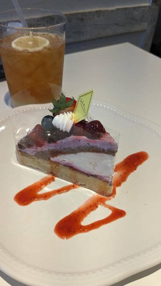 ラ・メゾン アンソレイユターブル ルミネ横浜店