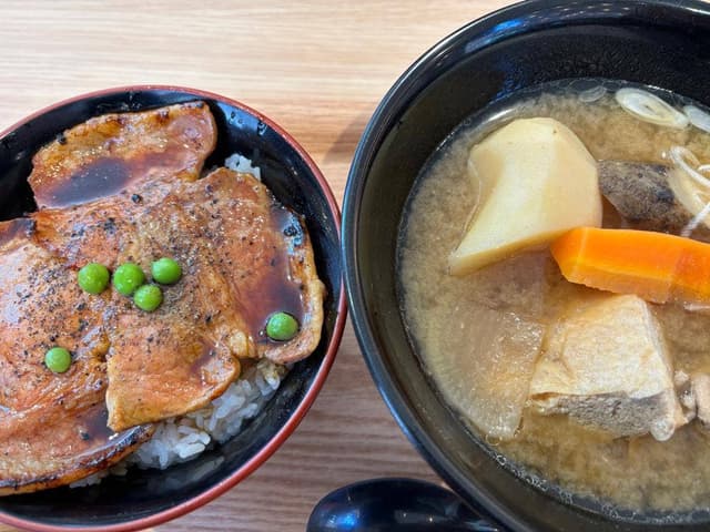 豚丼のぶたはげ 道の駅おとふけ店 - サブ画像2