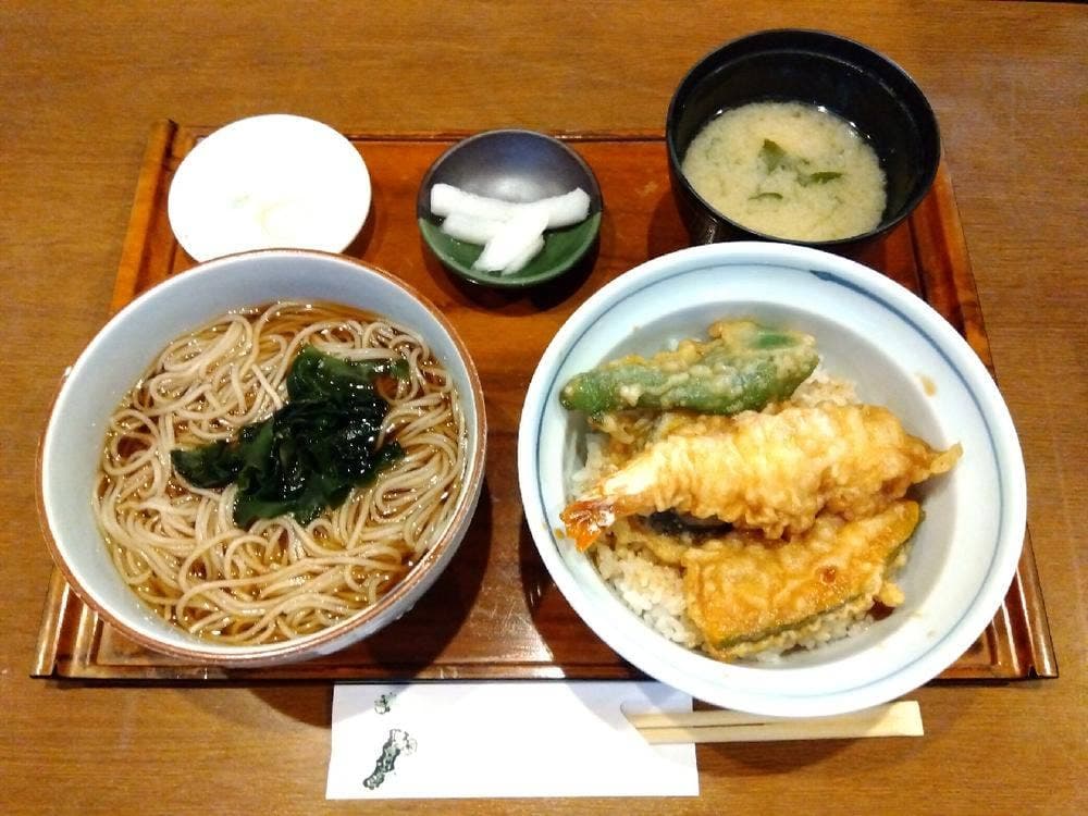 手打ちそば かくれや 座間やぶ久