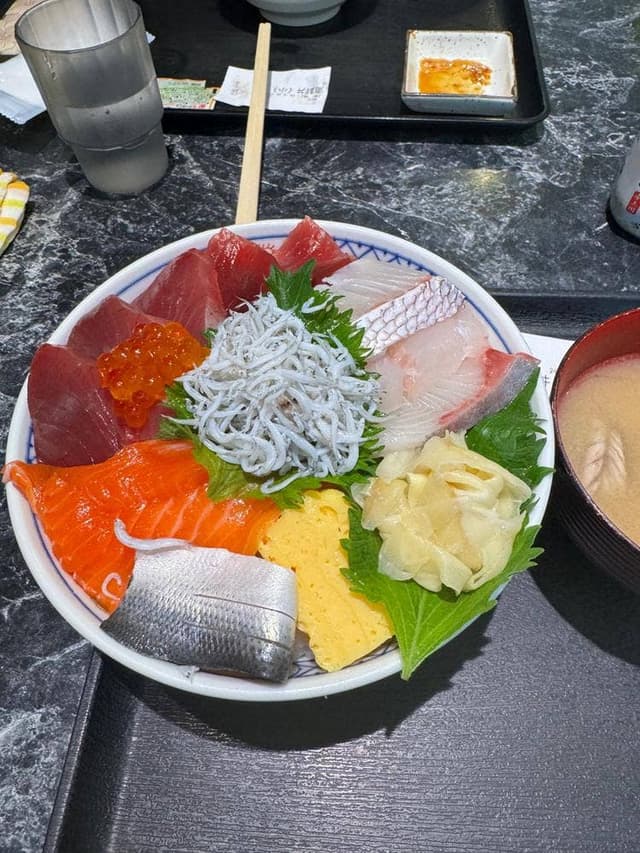 さかなや食堂ウロコジュウ - サブ画像2