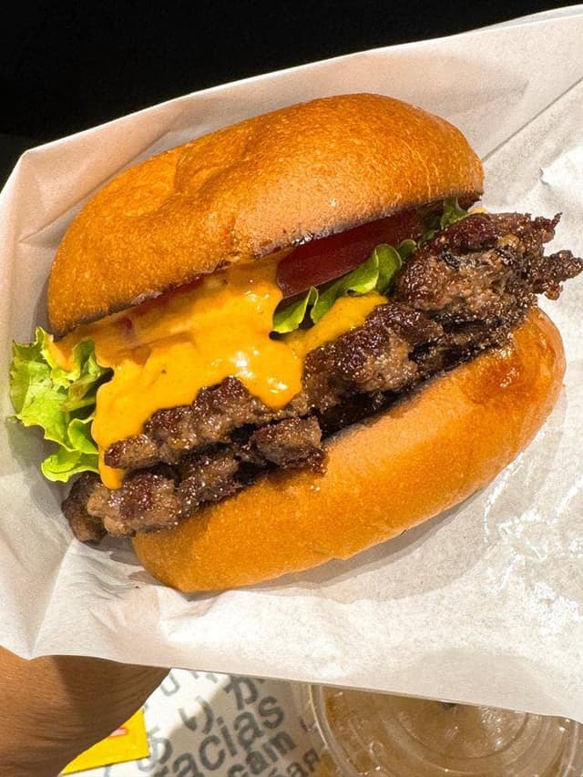 HENRY'S BURGER Harajuku - サブ画像2