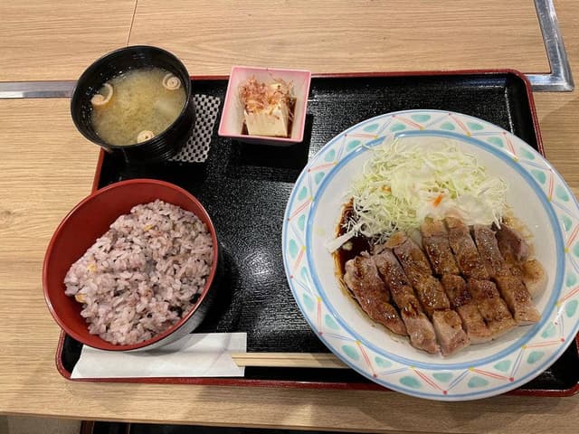 レトロ鉄板居酒屋 Gacha - サブ画像2