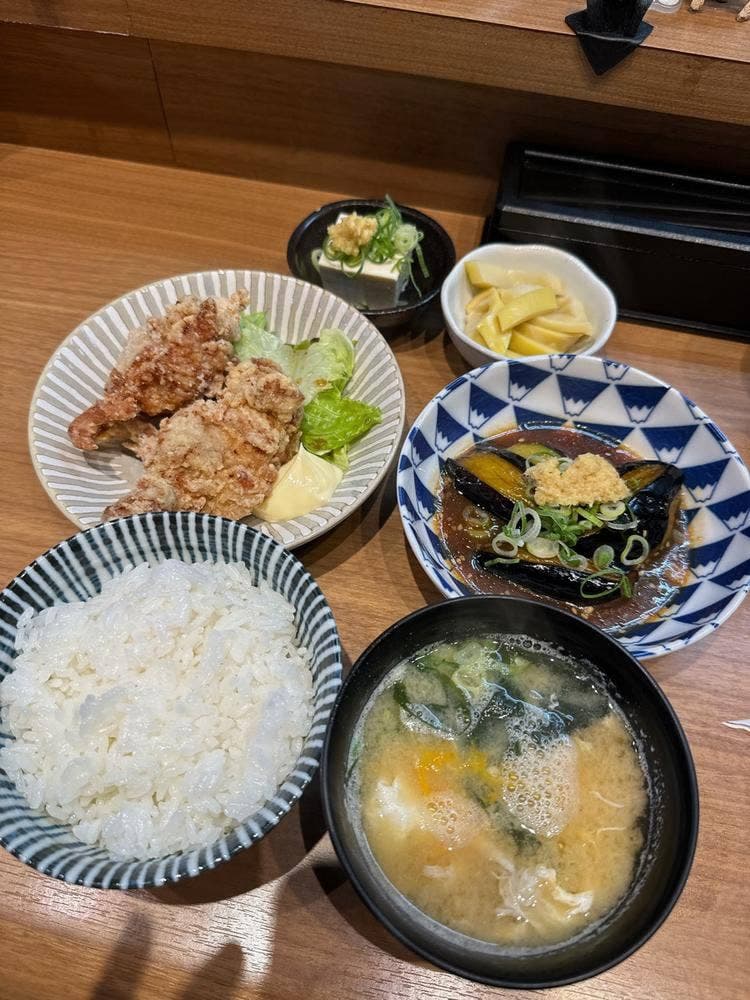 やま利