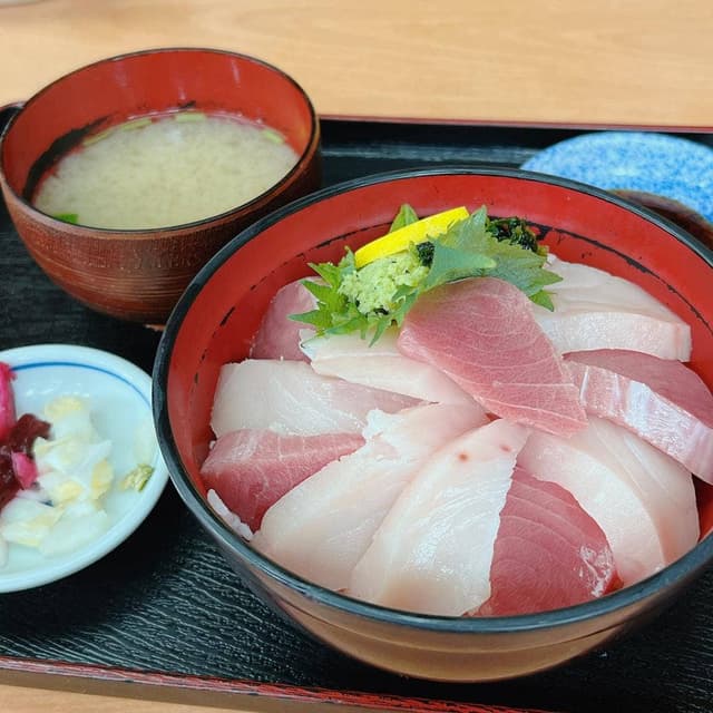海鮮料理 みはる - サブ画像1