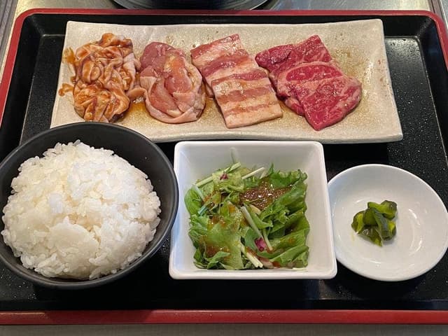 まいうーカルビ 松任バイパス店 - サブ画像1