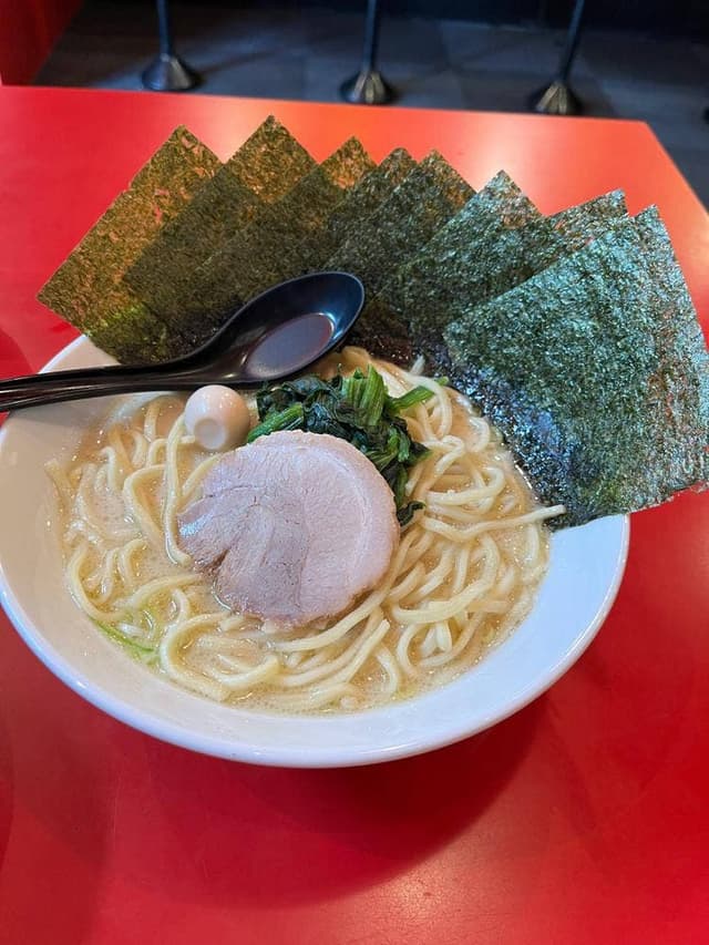 横浜家系ラーメン 孝太郎 国立店 - サブ画像1