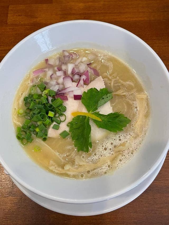 横須賀らぁ麺 しろ - サブ画像3