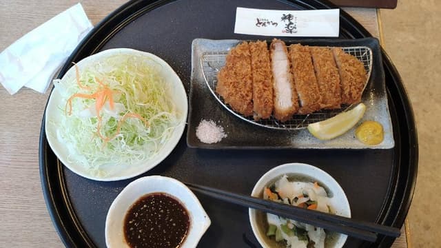 こだわりとんかつ神楽 岩舟本店 - サブ画像1
