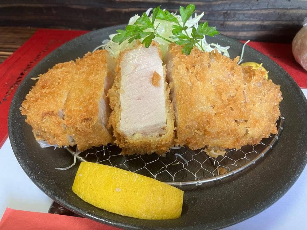 とんかつ魯風人