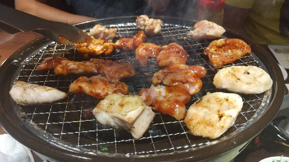 とり焼肉酒場 鶏ん家 春吉店
