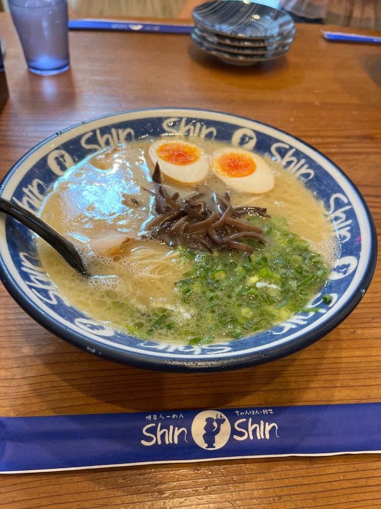 博多らーめんShinShin 天神店