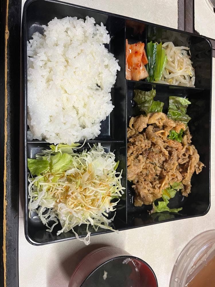 焼肉市場ホルモン館