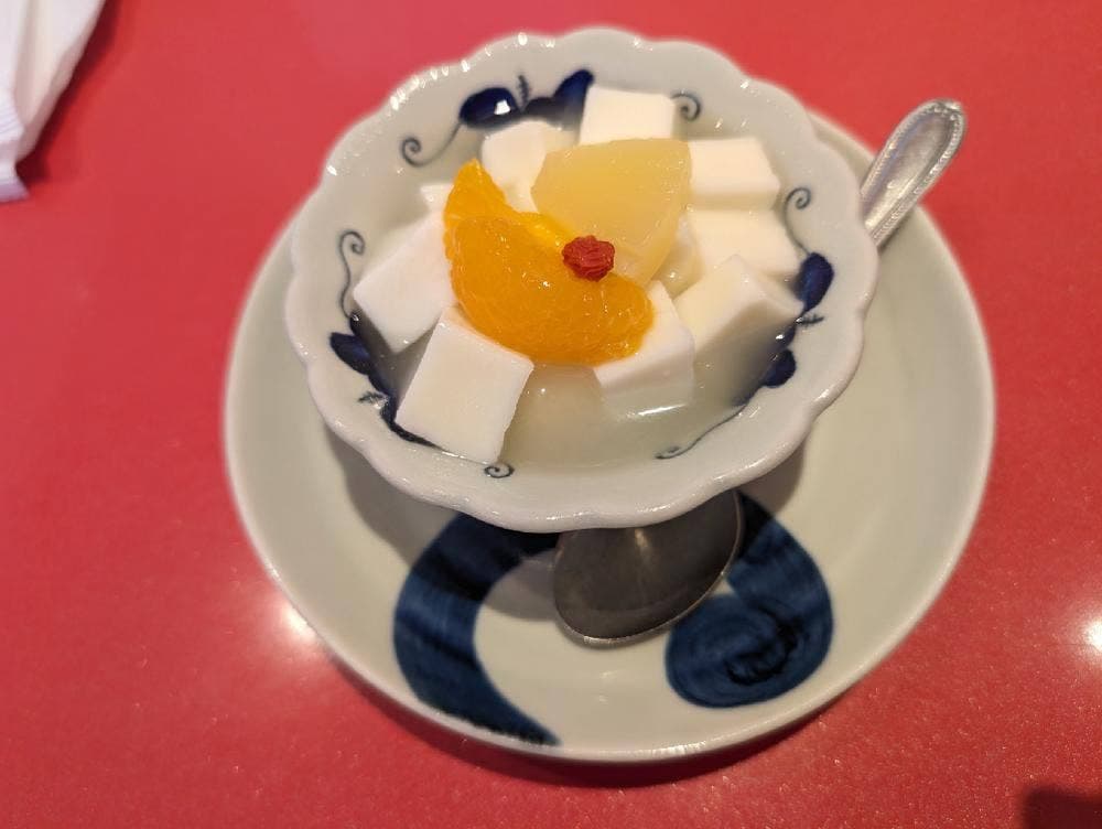 季節釜めし 花小梅 春日店