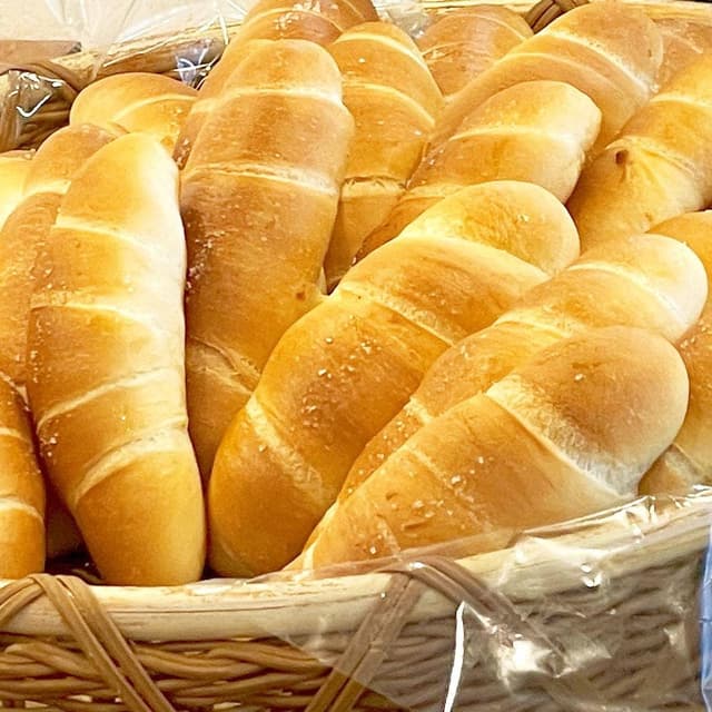 塩パン屋 パン・メゾン 銀座店 - サブ画像1