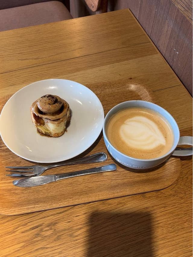 シナボン・シアトルズベストコーヒー 六本木店 - サブ画像1