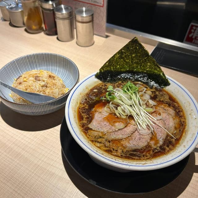 麺ゃ マルショウ 梅田EST店 - サブ画像2