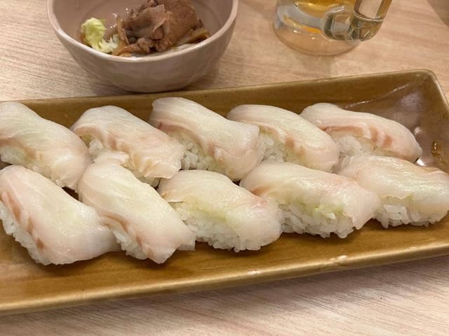名前のない寿司屋 - サブ画像2