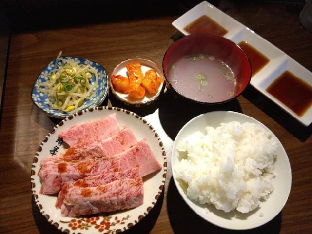 黒毛和牛焼肉 つじ川 - サブ画像1
