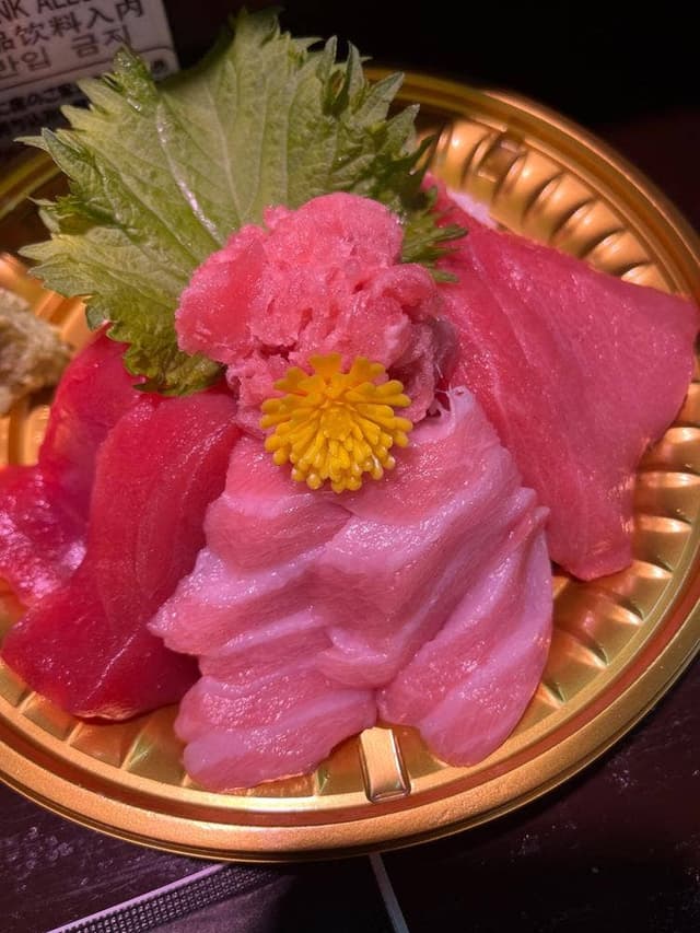 まぐろや黒銀 築地場外市場本店 - サブ画像1