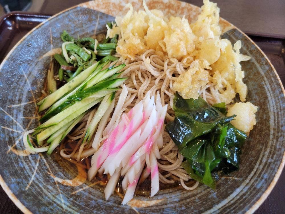 まことや