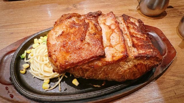HERO'S ステーキハウス 池袋サンシャイン店 - サブ画像1
