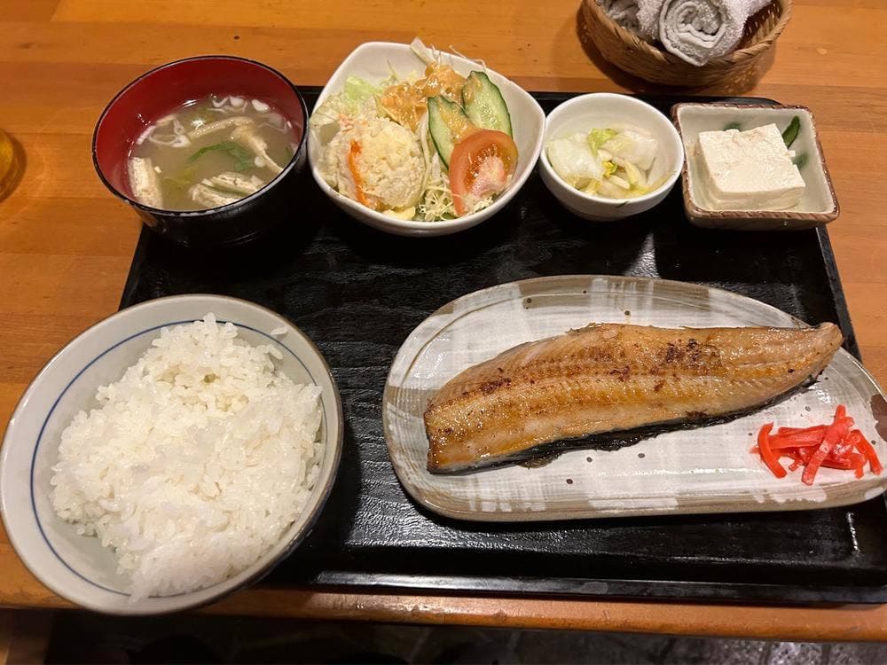 美鮮食酒房 おか路