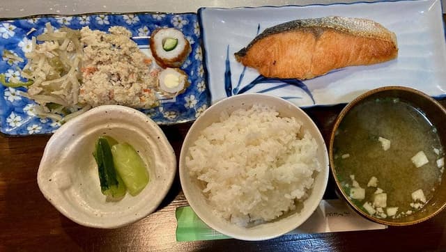 お好み・鉄板焼 なか川亭 - サブ画像3