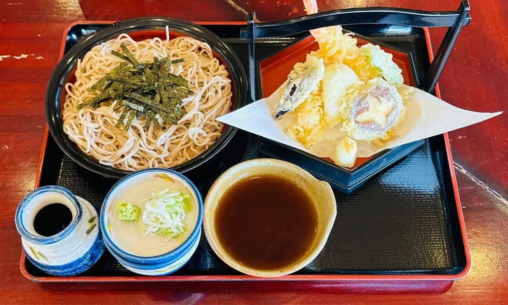 味処 美林