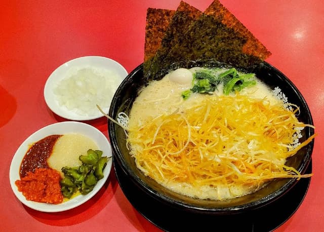 横浜家系ラーメン 万願寺 大和家 - サブ画像1